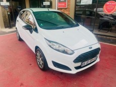 2016 FORD FIESTA 1.4 AMBIENTE 5 DR Great looking hatch with mag wheels.