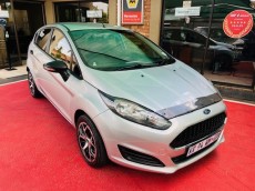 2016 FORD FIESTA 1.4 AMBIENTE 5 DR Well looked after hatch with mag wheels.